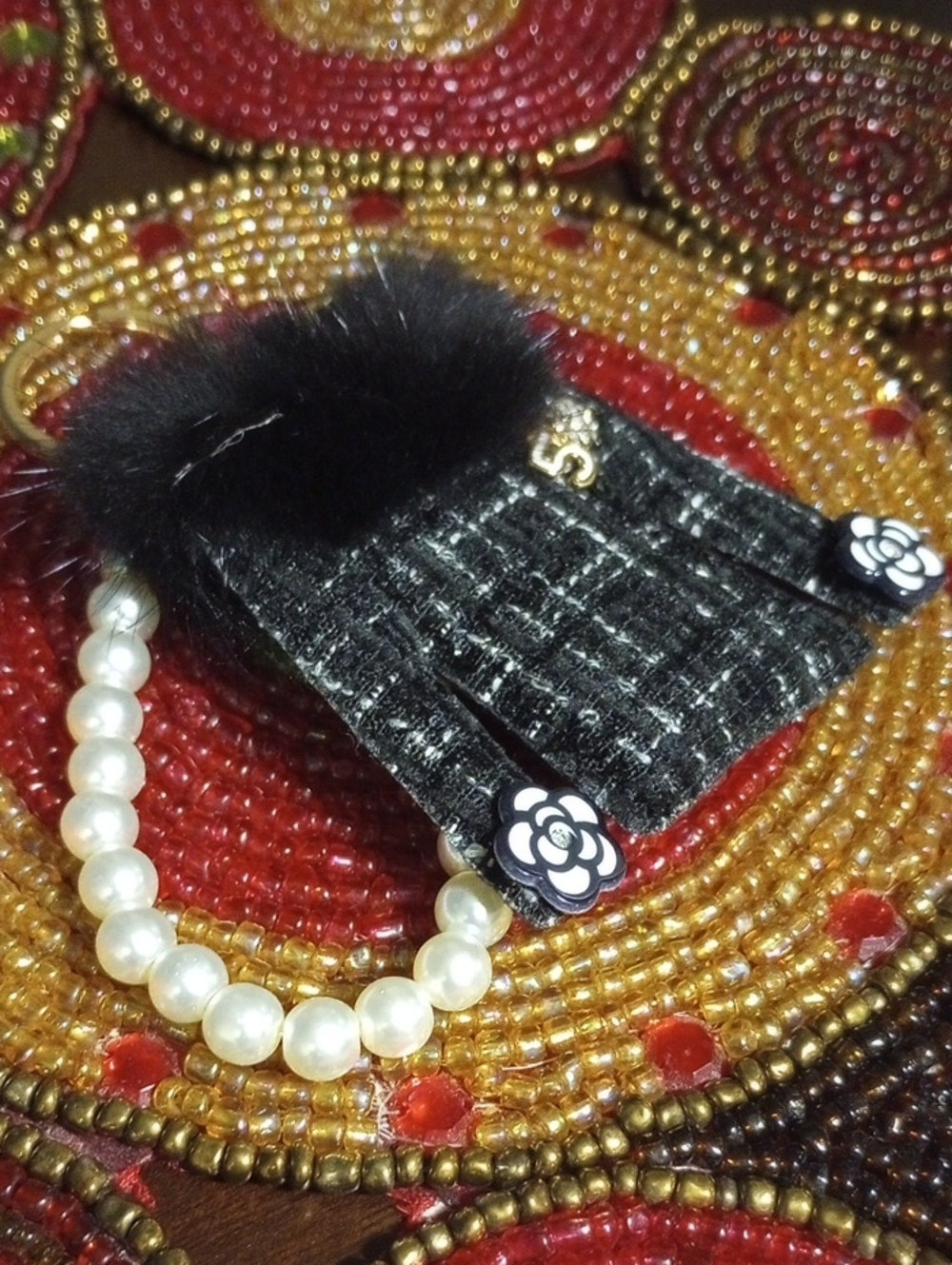Tweed Bag Charm With Pearls - Picture 4 of 15